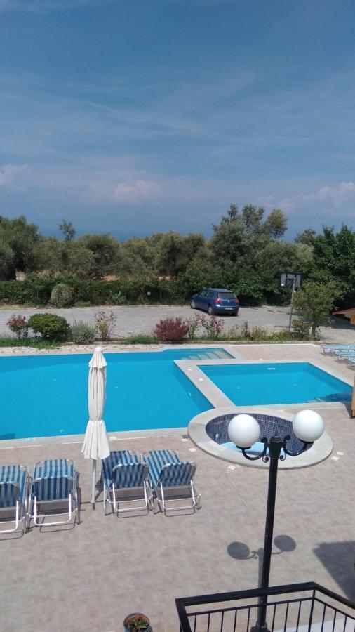 Amarandos Studios With Swimming Pool By Imagine Lefkada Tsoukaládhes Buitenkant foto
